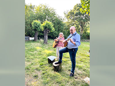 festa-api_10_canzoni_popolari